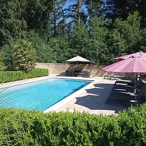 https://la-roussilhe.midi-pyreneeshotels.com
